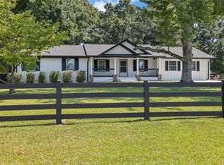 1686 Norton Estates Dr, Snellville, GA 30078