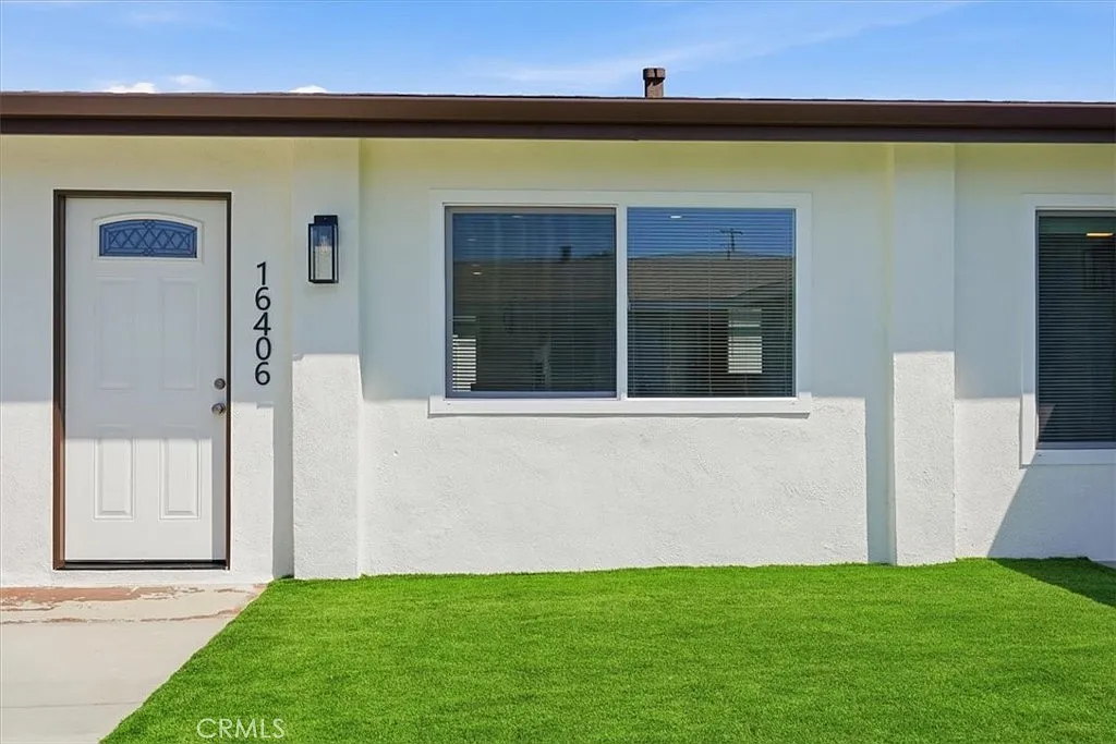2 bed, 1003 sqft, $3,500 — Photo 2