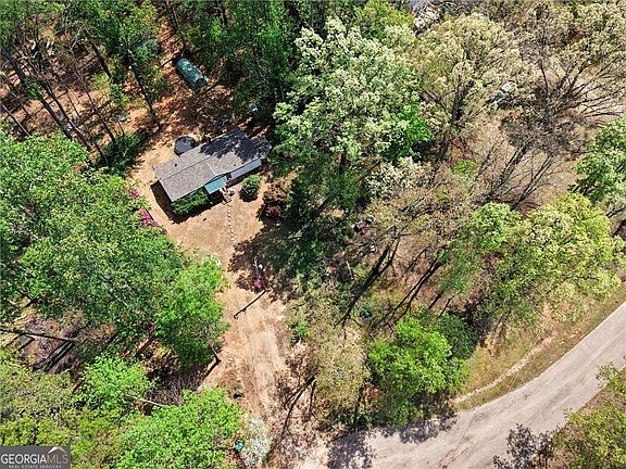 3rd image of 90 Birch Ct