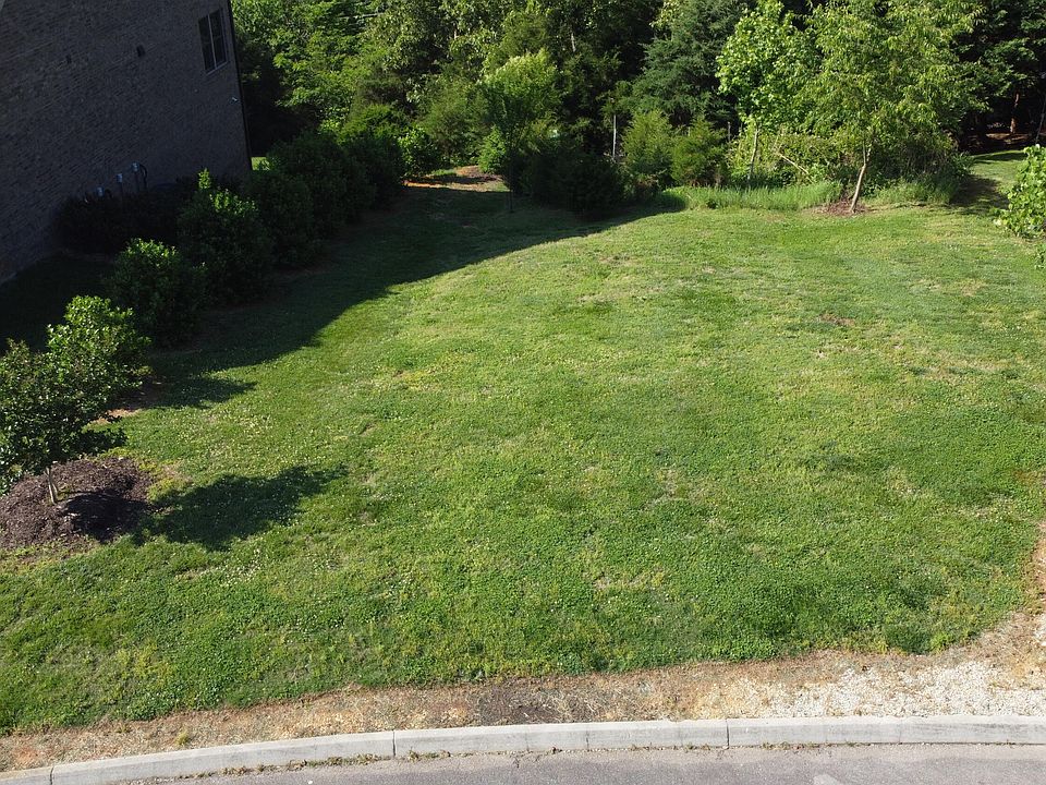 1st image of 1829 Rockford Ln