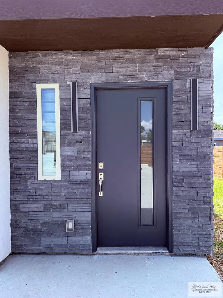 2 bed, 2.5 bath, 1220 sqft, $1,500 — Photo 3