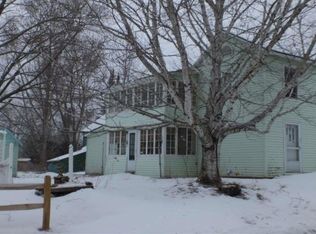 23 N Main St, Mayfield, NY 12117