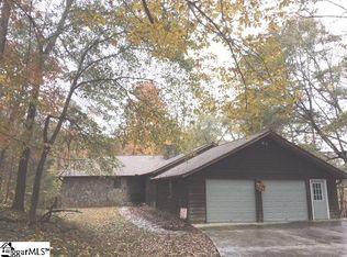 141 McCracken Dr, Seneca, SC 29678