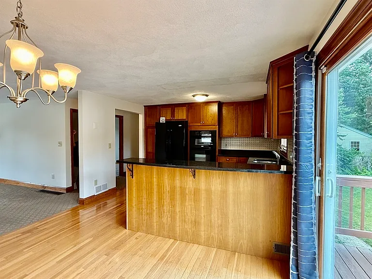 10 Sheridan St #TOP — Photo 7