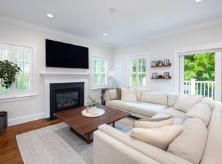 7 Nonantum St #7, Newton, MA 02458