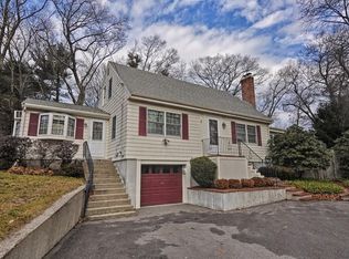 3 Norfolk Ln, Walpole, MA 02081