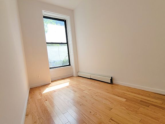 5th image of 235 E 116th St APT 2
