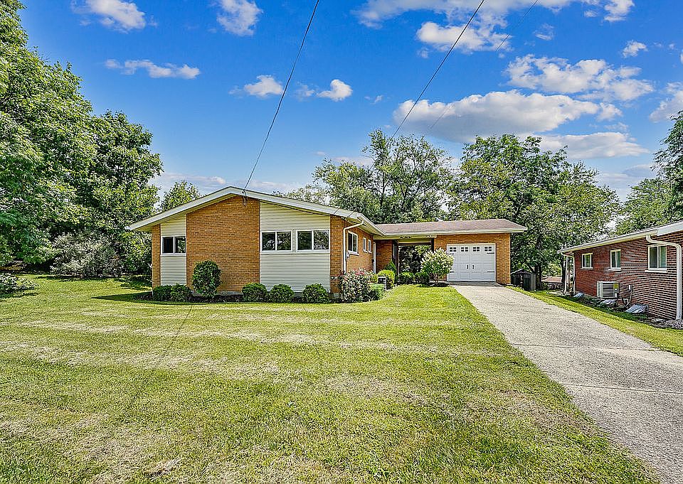 1st image of 368 Glen Oaks Dr