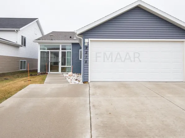 2218 57th Ave S, Fargo, ND 58104