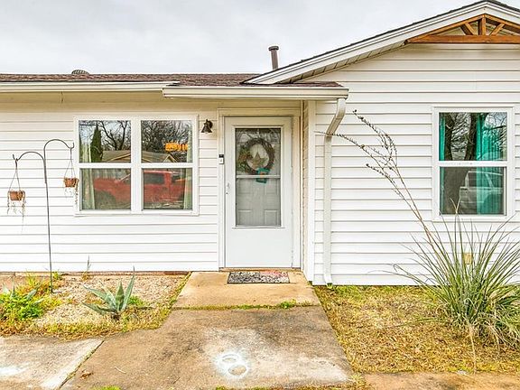 2nd image of 8412 Quebec Dr