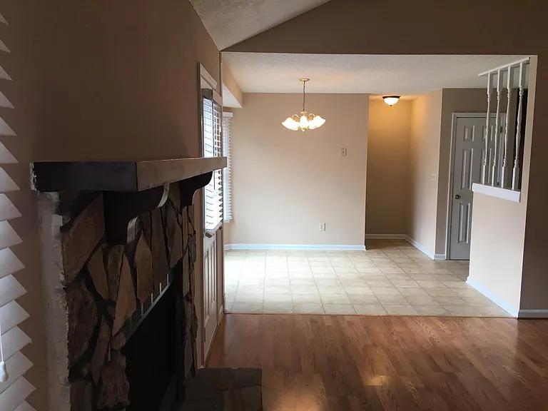 120 Pattiwood Dr — Photo 5