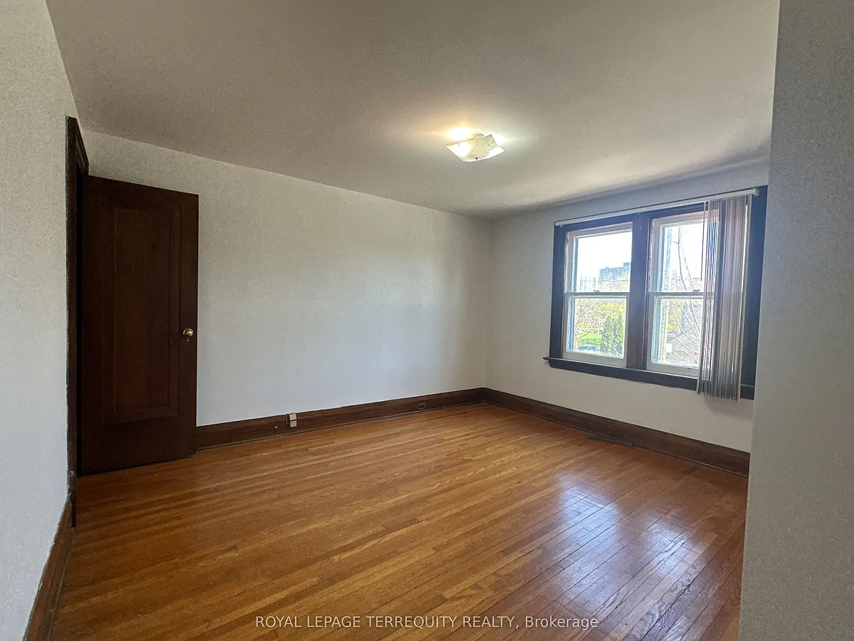 Building Photo - 80 Eldon Ave