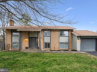 1103 Criton St, Herndon, VA 20170
