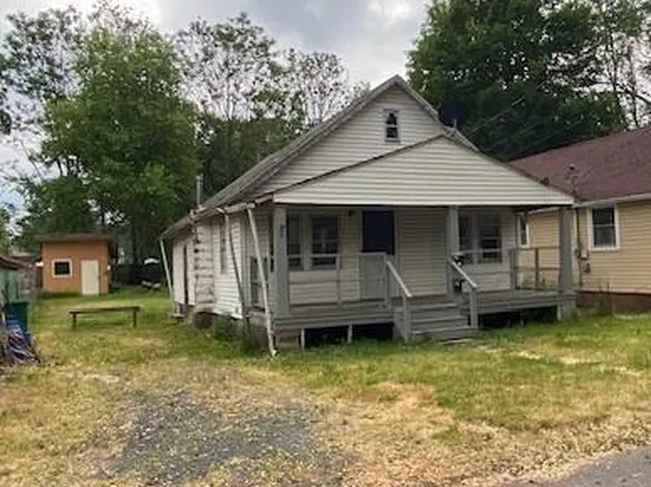 50 Borough St, East Stroudsburg, PA 18301