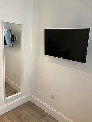 3rd image of 308 E 52nd St #1F