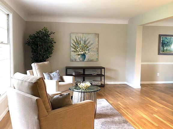 5th image of 5717 Charteroak Dr