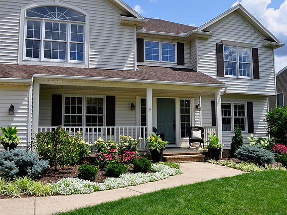 3rd image of 6551 Woodbury Dr