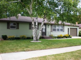1104 Roscoe St, Green Bay, WI 54304