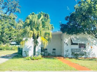 285 SE Abeto Ln, Port Saint Lucie, FL 34983