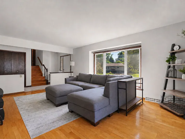 3622 Rolling Hill Dr — Photo 16