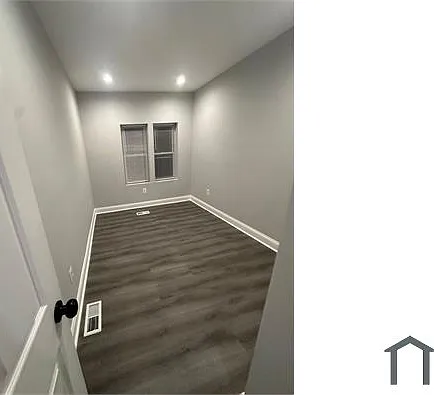 2441 Shirley Ave — Photo 17