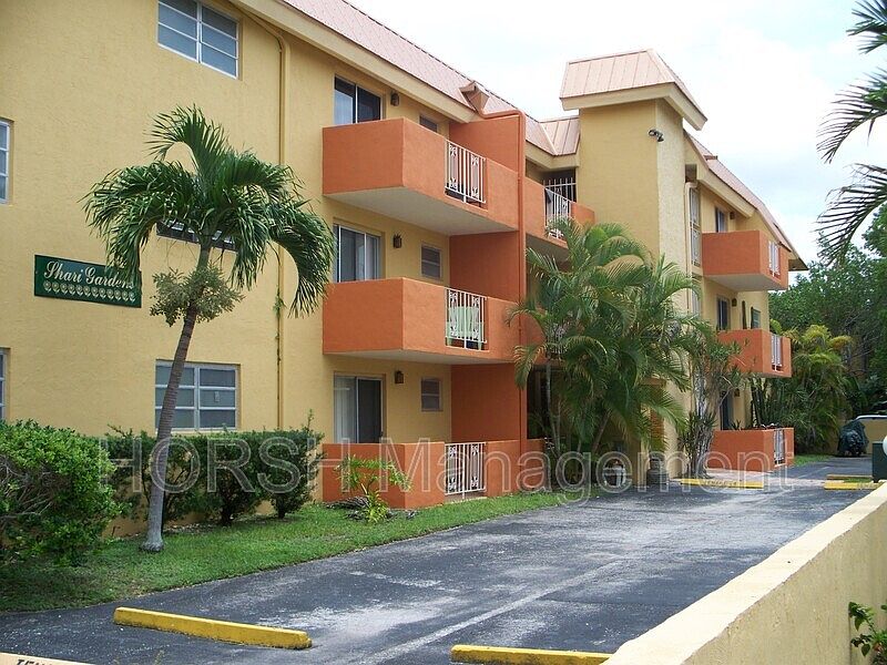 1st image of 7500 SW 59th Ave Floor 3