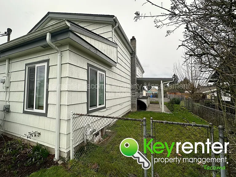 1520 S 56th St #1 — Photo 12
