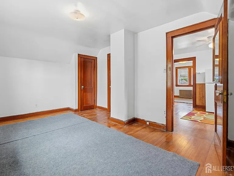 511 Garden Ave #2 — Photo 6