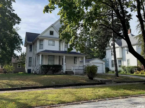 1520 28th Ave, Moline, IL 61265