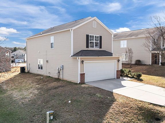 4th image of 3112 Varcroft Rd