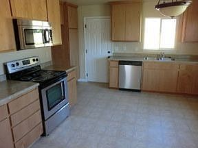 2nd image of 2702 Oxford Rd