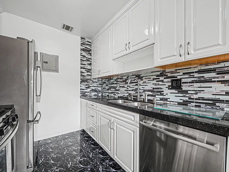 6342 Morse Ave #309 — Photo 16
