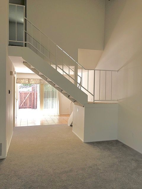 1st image of 512 Turfwood Ln #1