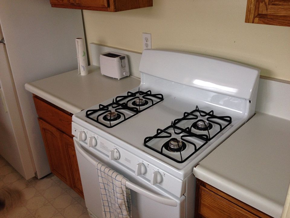 2nd image of 4639 Pimenta Ave
