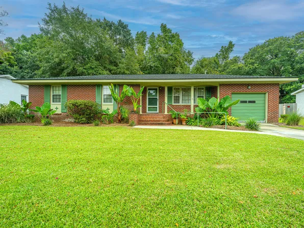 1333 White Dr, Charleston, SC 29407