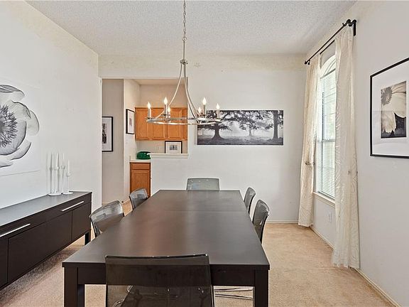 5th image of 5909 Carroll Dr