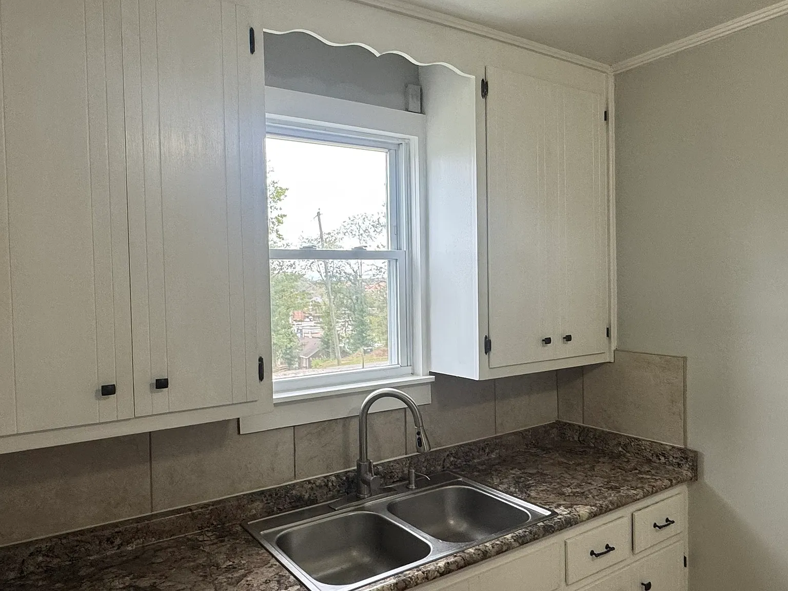 2 bed, 1081 sqft, $995 — Photo 3
