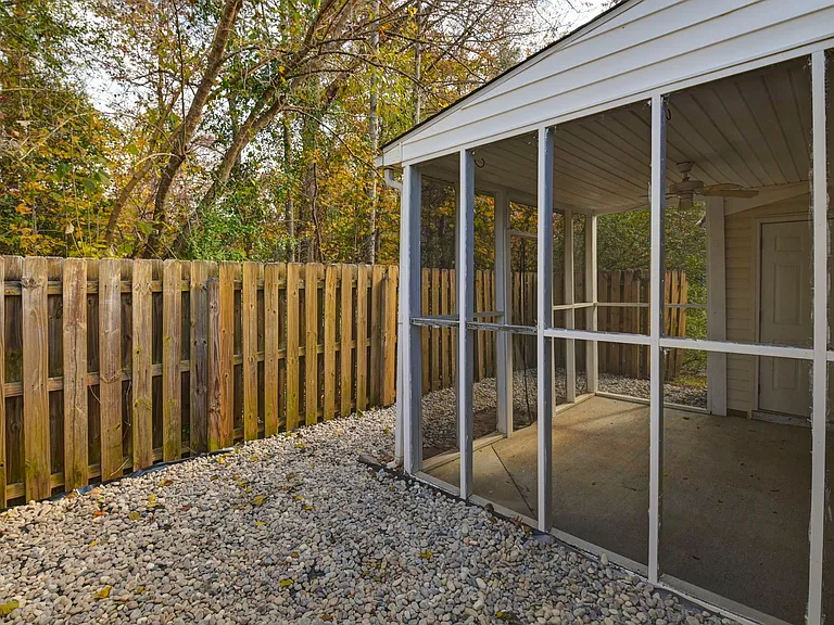 100 Buckhaven Way — Photo 3