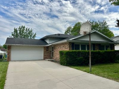 226 Meadows Rd S, Bourbonnais, IL, 60914