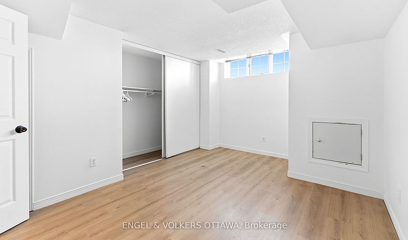 Ottawa House for rent - 3 Bedrooms — photo 23