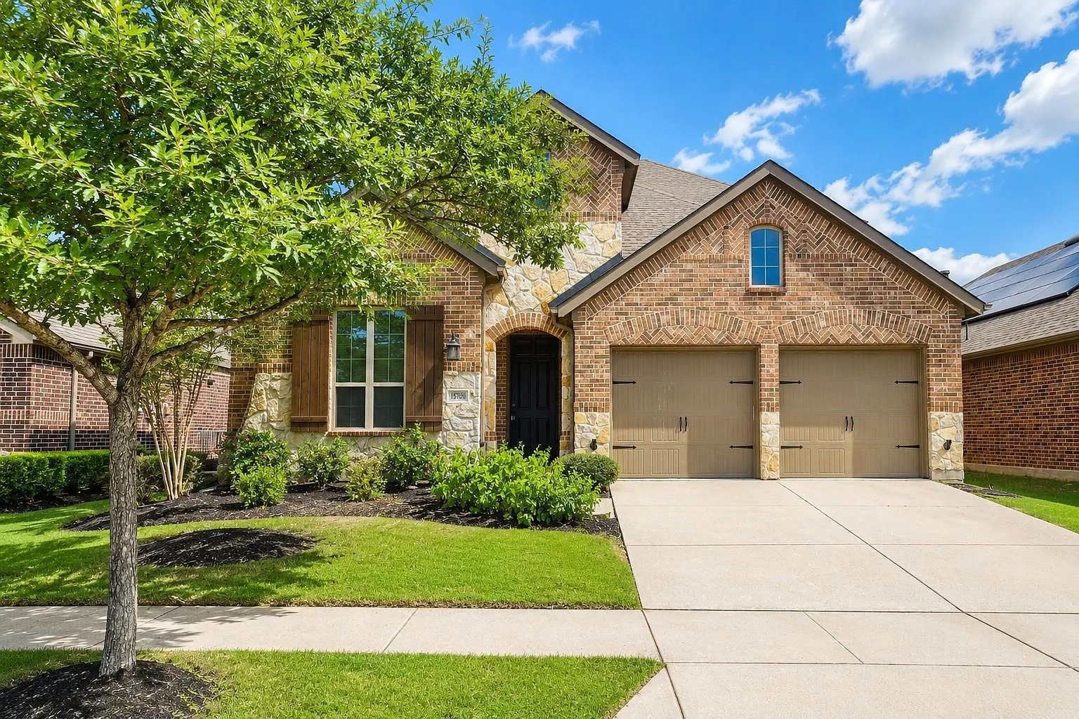 4 bed, 3083 sqft, $3,175 — Photo 1