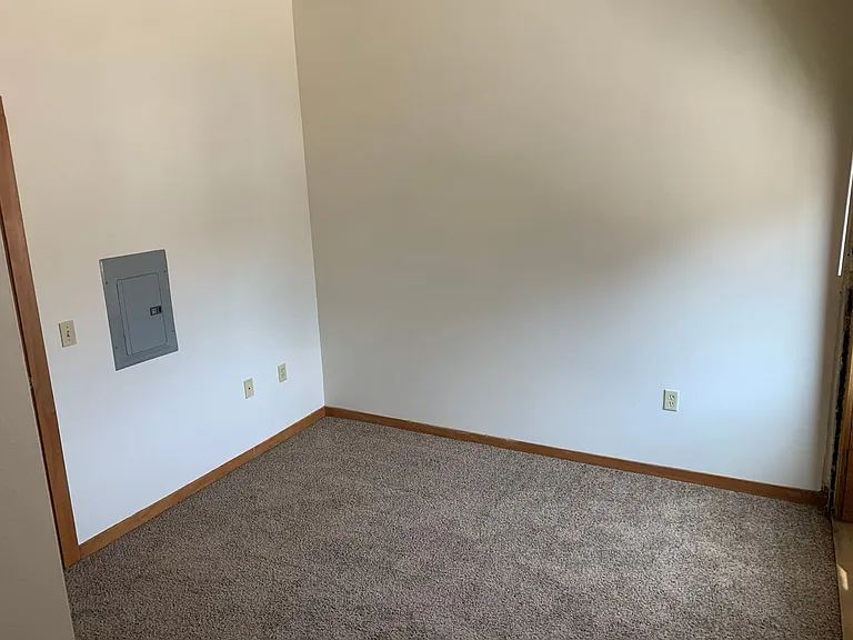 Belle Harbor offers one, two, and three bedroom lofts — Photo 7