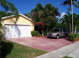 22719 Sleepy Brook Ln, Boca Raton, FL 33428