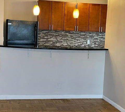 5th image of 37-47 Duncan Ave #7C