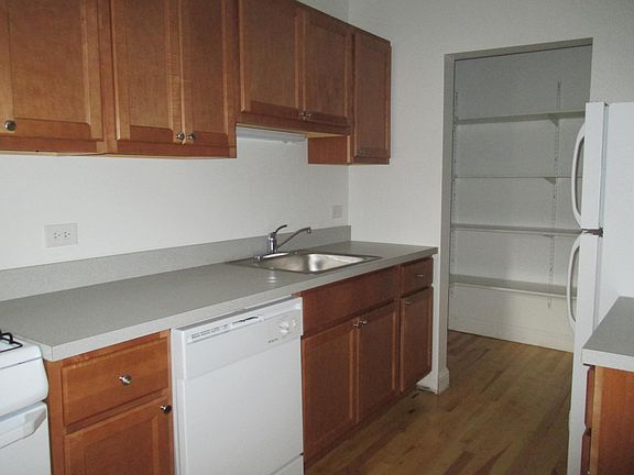 2nd image of 2748 N Mildred Ave APT 2