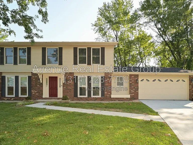 2268 Kittridge Ct — Photo 2