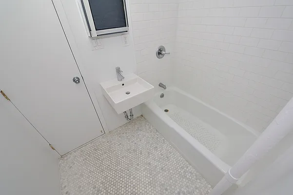 Rented by Aether Property Group | media 115