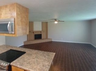 5200 Baker Dr, The Colony, TX 75056