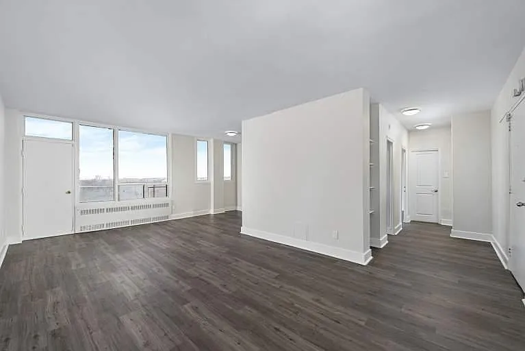 70 Spadina Rd — Photo 10