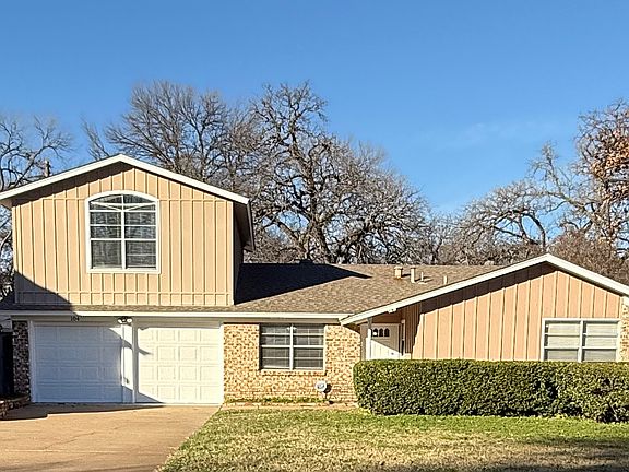 2nd image of 104 Jean Ln